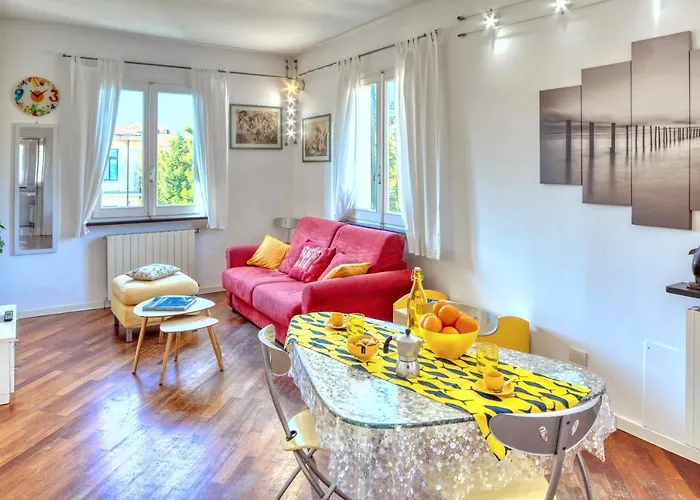 Raffaella House